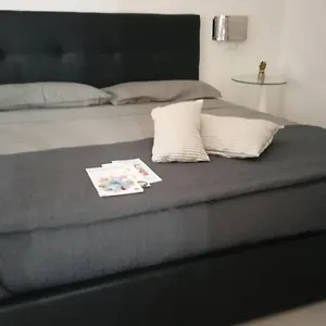 Pensión La Tana Della Volpe La Spezia